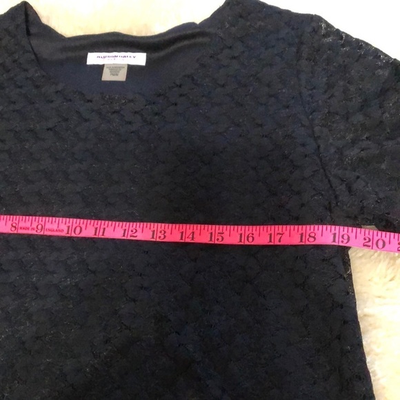 Allison Daley crochet overlay blouse size PM - Picture 4 of 7